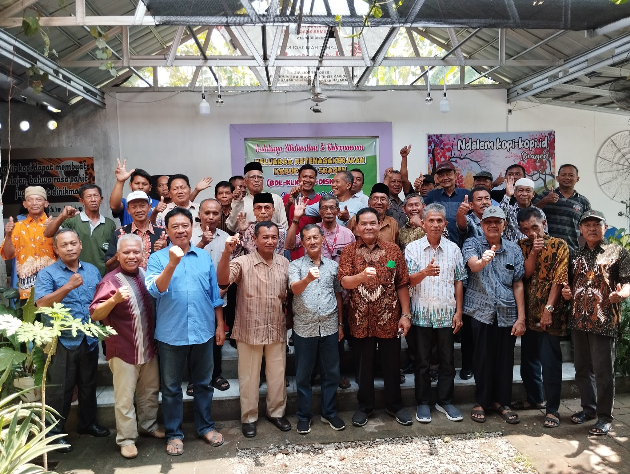 Hiburan orgen tunggal di kopikopi.id